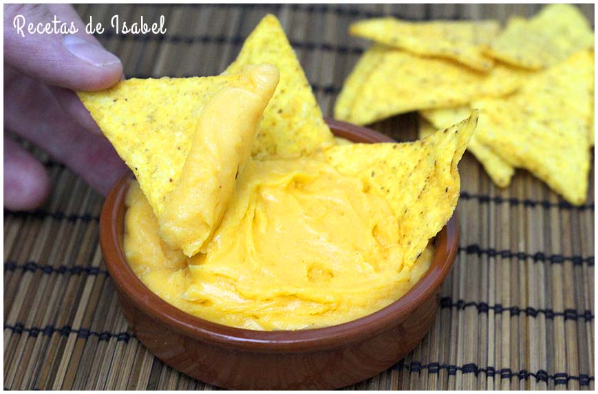 Salsa de queso cheddar para nachos